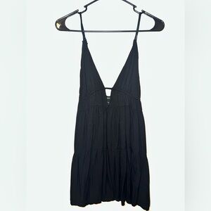 Black Sleeveless Dress